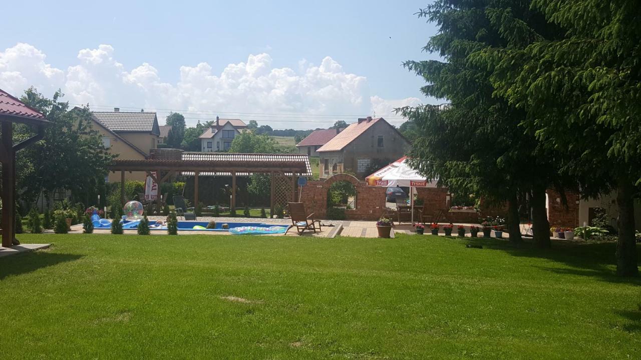 Cudowny Zakatek Z Ogrodem I Basenem Apartment Bukwica  Exterior photo